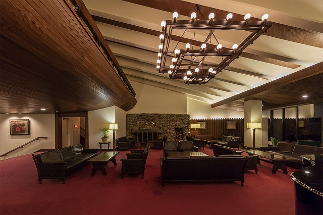 lounge_365_s.jpg